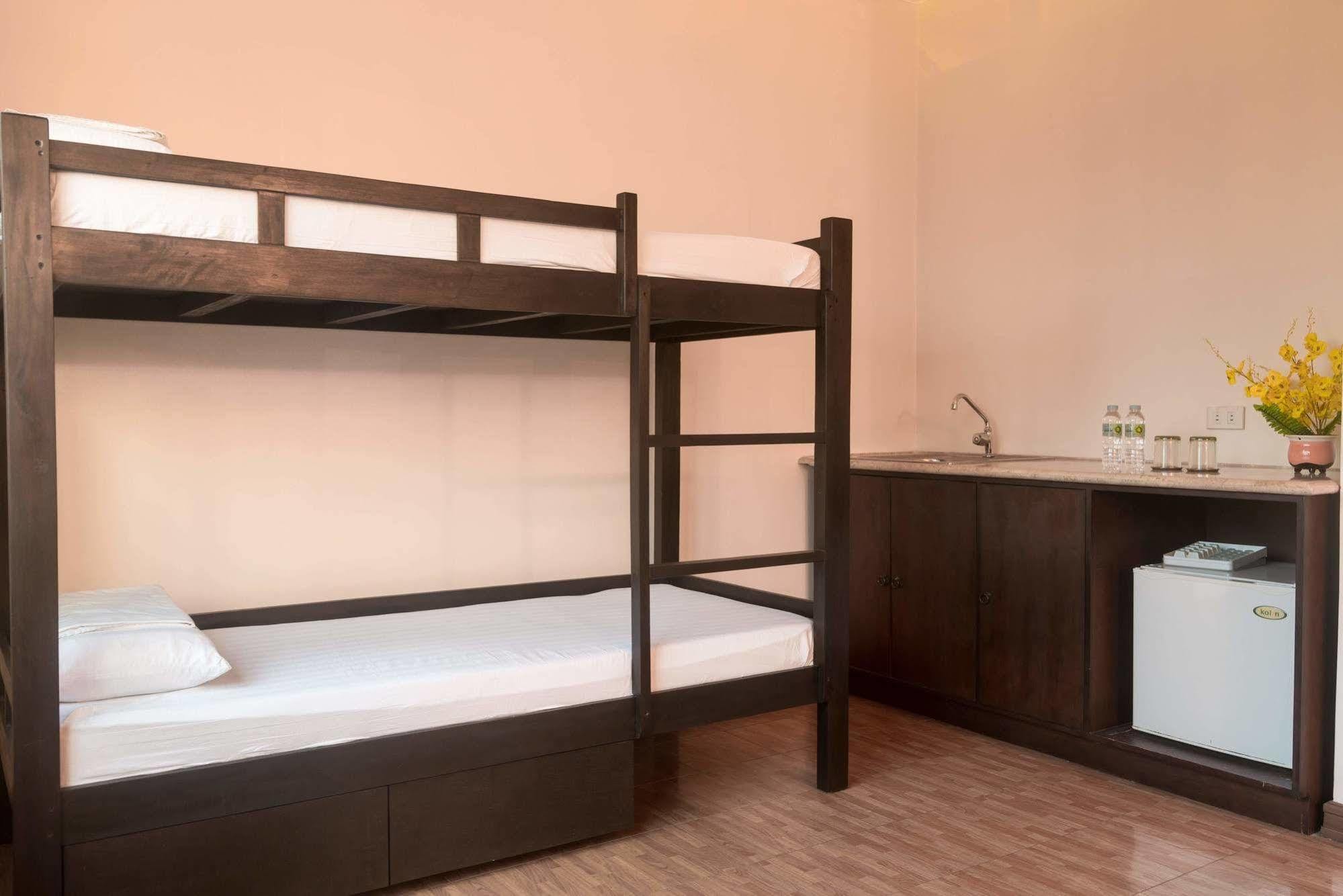 מנדאוה סיטי Oftana Suites מראה חיצוני תמונה